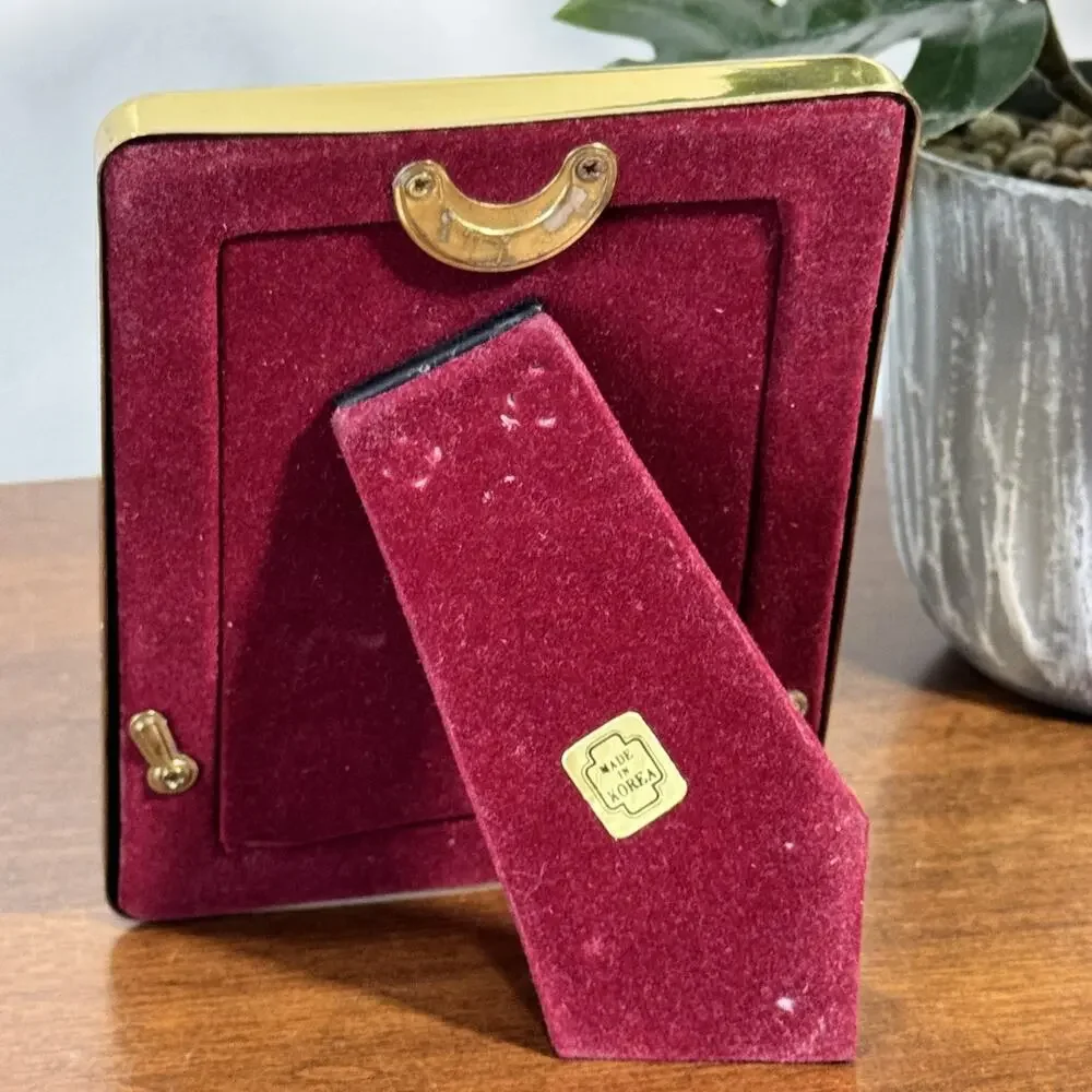 Vintage Gold Tone Oval Photo Frame with Easel Back & Velvet 2.75x4 Picture